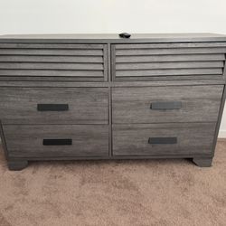 Grey Dresser 4 Drawers 2 Pull Down