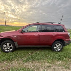 2003 Mitsubishi Outlander 