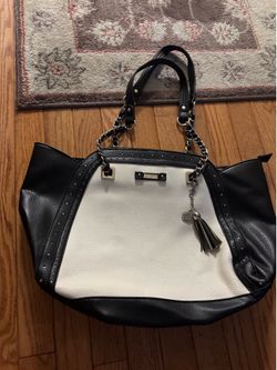 Jessica Simpson black and white handbag purse