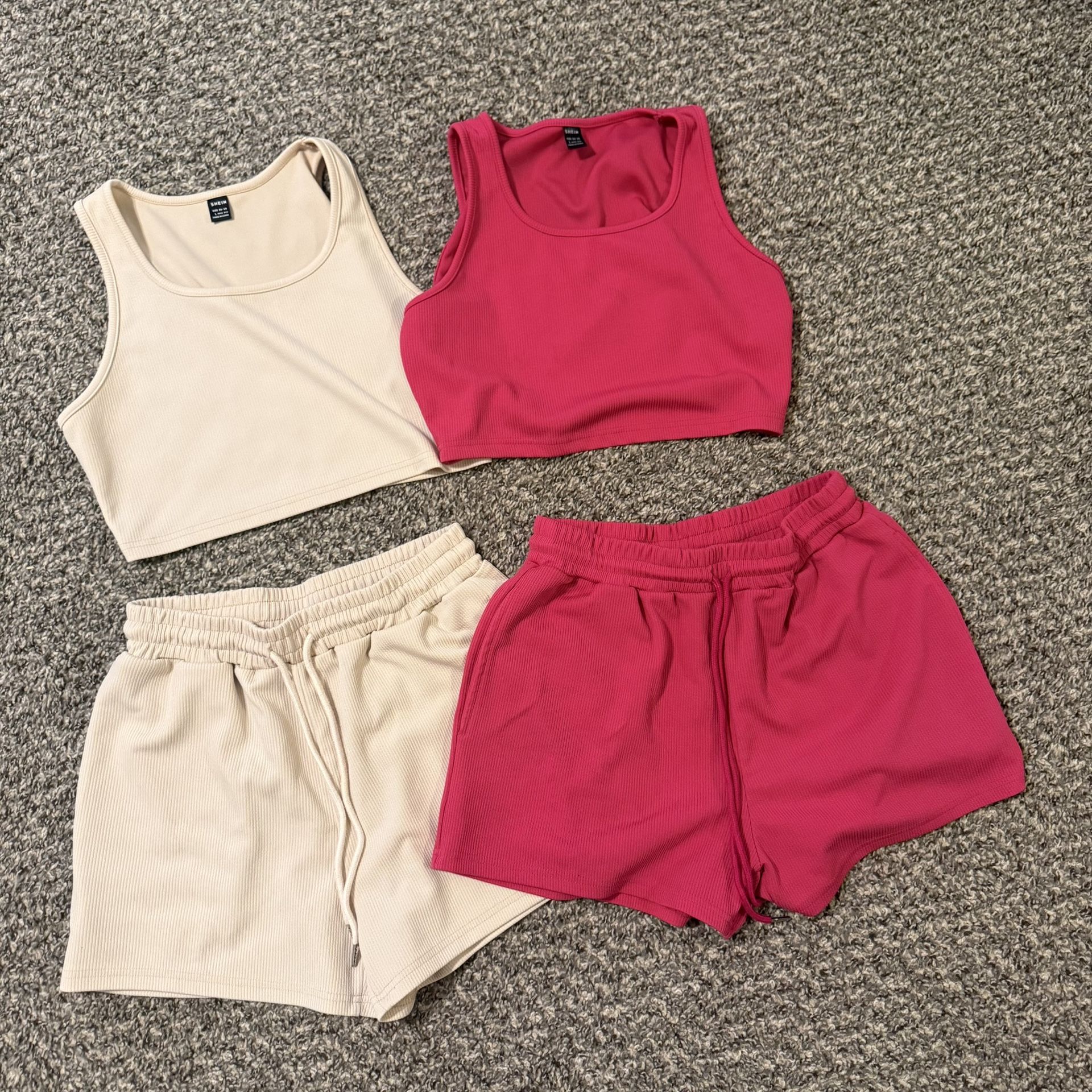 2 Piece Shorts & Shirt Set Size L