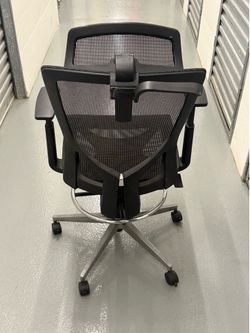 Adjustable Height Desk Chair