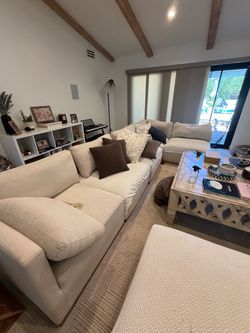 Sectional couch