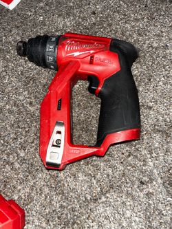 Milwaukee drill/driver
