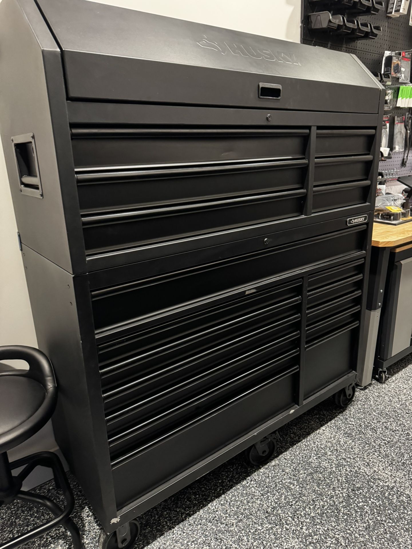Husky Heavy-Duty 52 in. 15-Drawer Matte Black Tool Chest Combo
