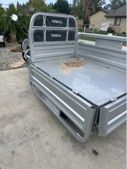 Electric cargo truck for farm ranch