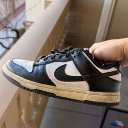 Nike Dunks ( Women’s Sz 7)
