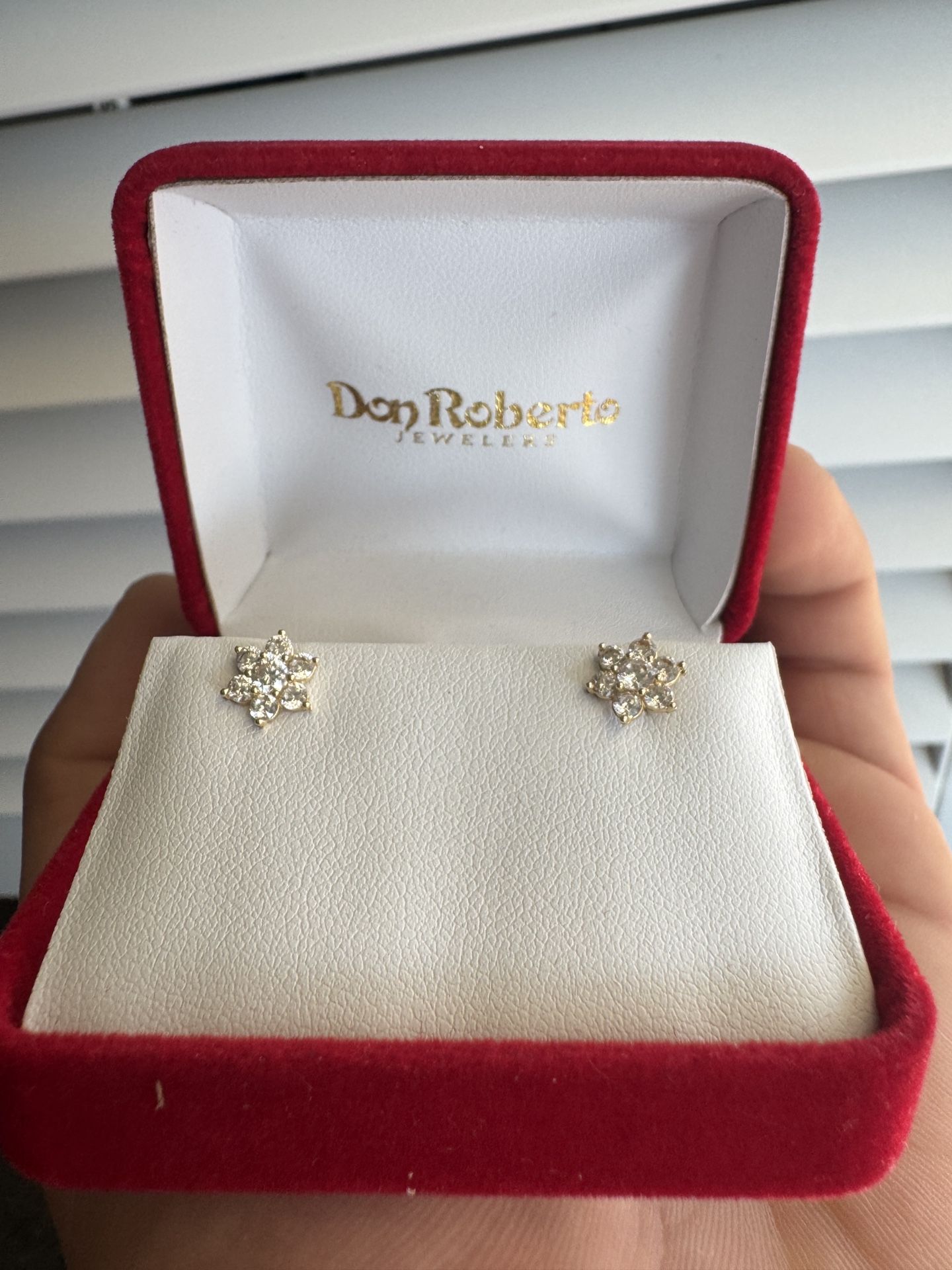 14k Gold Diamond Flower Cluster Earrings