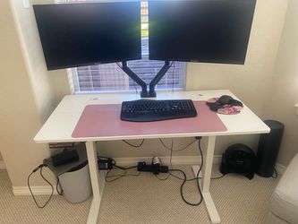 Sit or stand desk. Like new