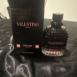 Valentino Perfume 