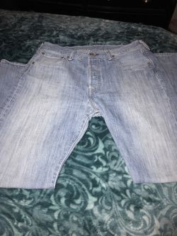 Men’s Levi’s Light Blue Size 32/30