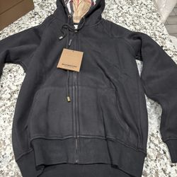 Burberry zipup