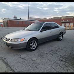 2000 Toyota Camry