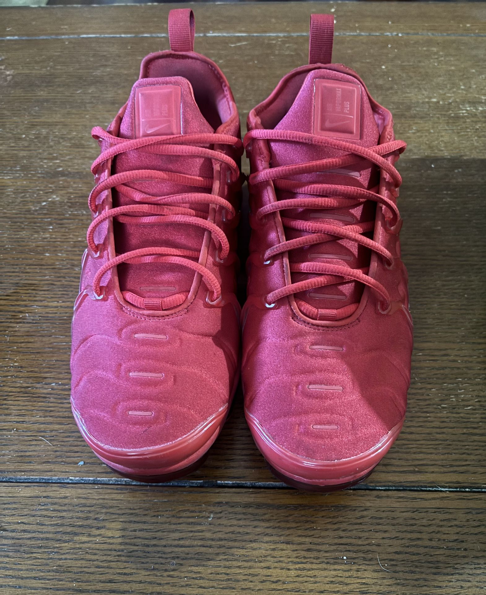 Nike Air Vapormax Plus Triple Red