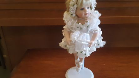 Vintage doll – Ballerina by milestone