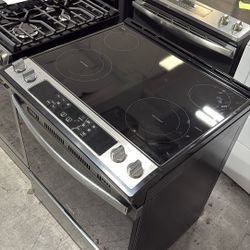 Whirlpool Single Oven Electric Range 