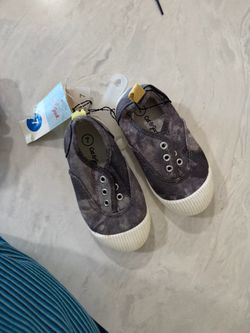 Cat & jack toddler shoes