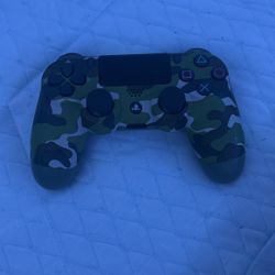 PS4 Controller 