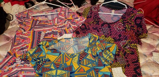 LuLaRoe shirts Medium