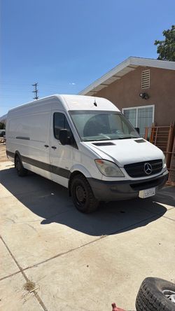 2012 Mercedes Sprinter 2500