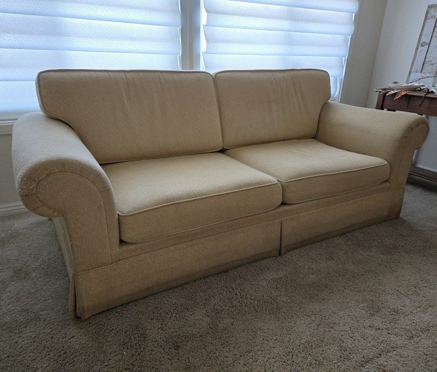 Sofa 86" Free