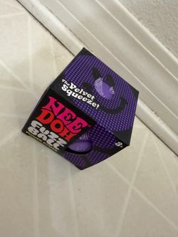 Nee Doh Fuzz Ball
