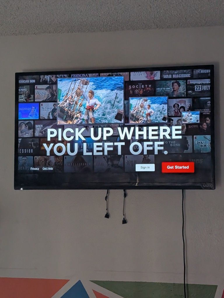 32" Vizio Smart Tv With Wall Mount