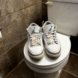 Jordan 3 UNC