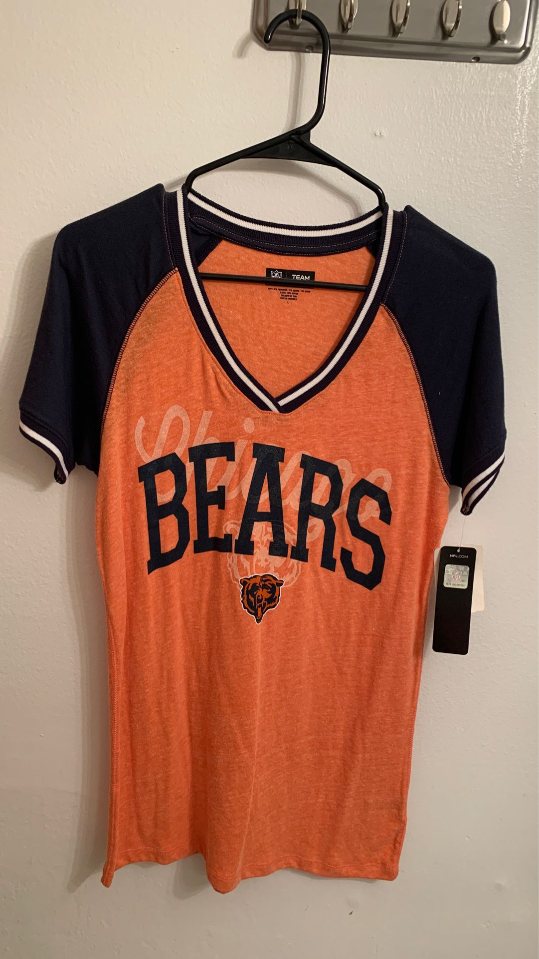 Women's TEAM APPAREL Chicago Bears T Shirt for Sale in Des