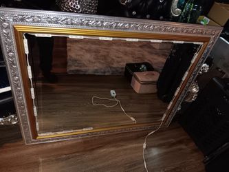 Mirror With Lights