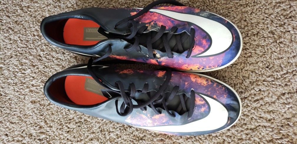 Indoor Nike Soccer Sheose/ Size 10.5