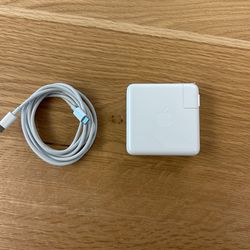 Apple 96W Power Adapter USB-C