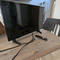 Insignia 24in TV 