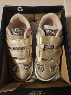Dr. Scholls Kids Size 11 Rose Gold Shoes
