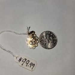 14k Gold Charm .7 Grams