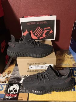 Adidas Yeezy 350 V2 black non reflective