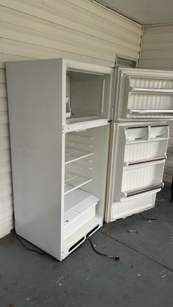 Ice cold Fridge for sale  85 obo