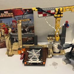 Retired 2015 Marvel Super Hero’s Spider-Man Lego 76037