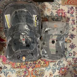 Baby Car Seat + Stroller . 