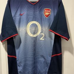 Nike Vintage Arsenal Jersey 2002/2004 Gently Used.