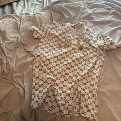 LOW PRICE MOVING- GU CCI SHIRT MENS NEVER WORN