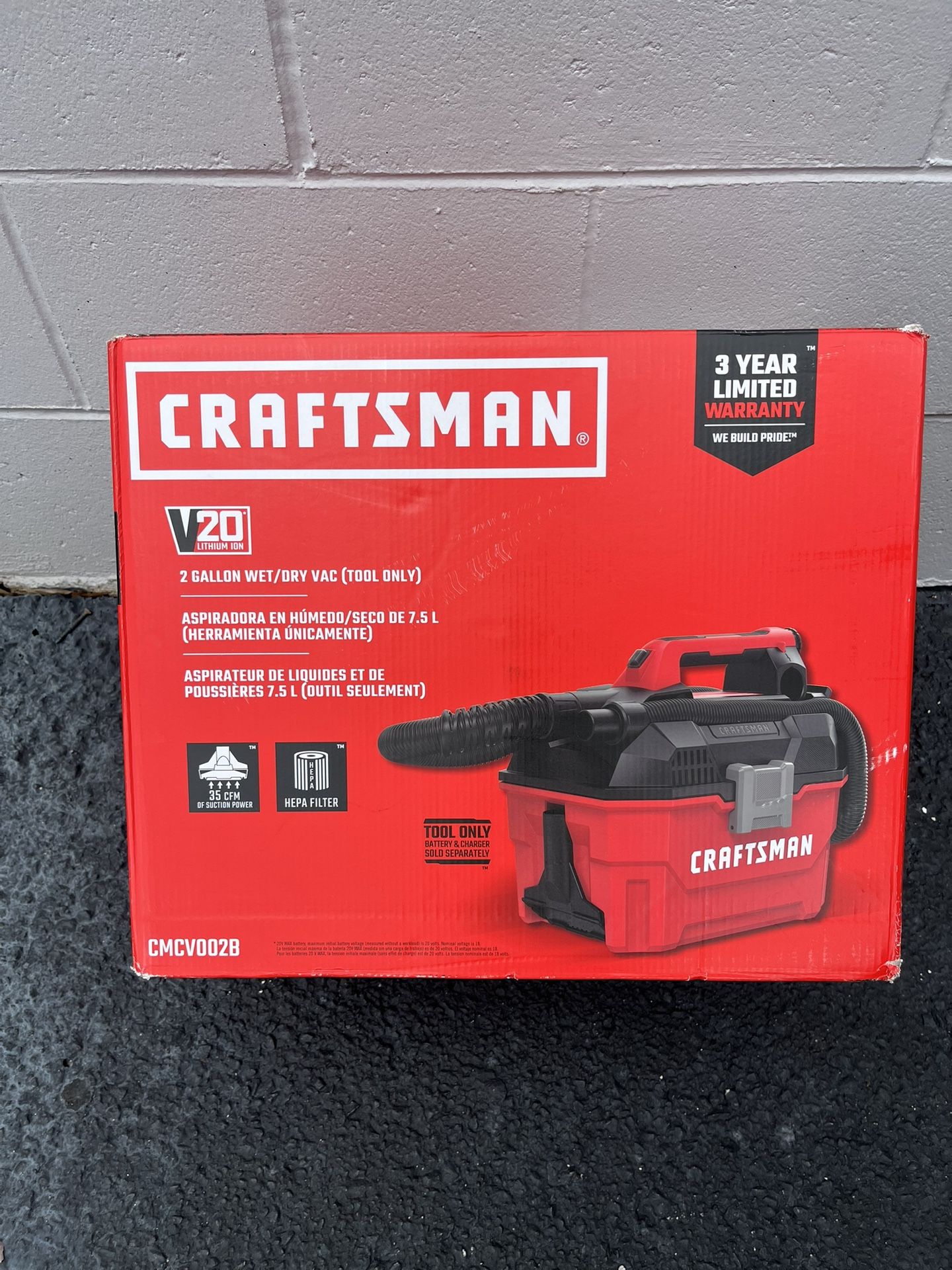 NEW Craftsman V20 CMCV002B 2 gal Cordless Portable Wet/Dry Vacuum (Tool only)