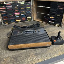ATARI 2600 (All Original Gear & Parts) (NOT REFURBISHED)