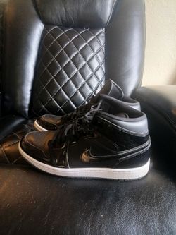 Air Jordan space jam black 1s