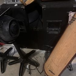 SP2 P. A. Speakers (2); Studio Monitor Speakers (2); POD XT Line 6