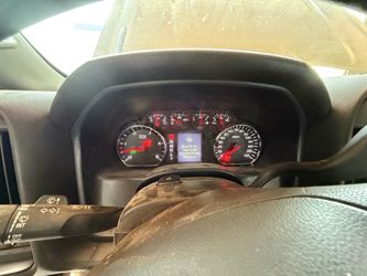 Chevy 3500 HD - Turbo Diesel - Dump Truck
