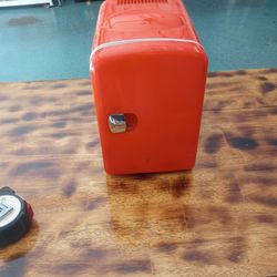 Portable Mini Fridge Or Cooler 
