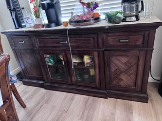 Tv stand