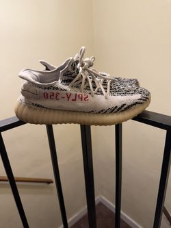 Yeezy 350 Zebras Used Size 8.5
