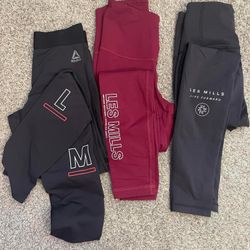 3 Piece Les MILLS legging Set Size Small 