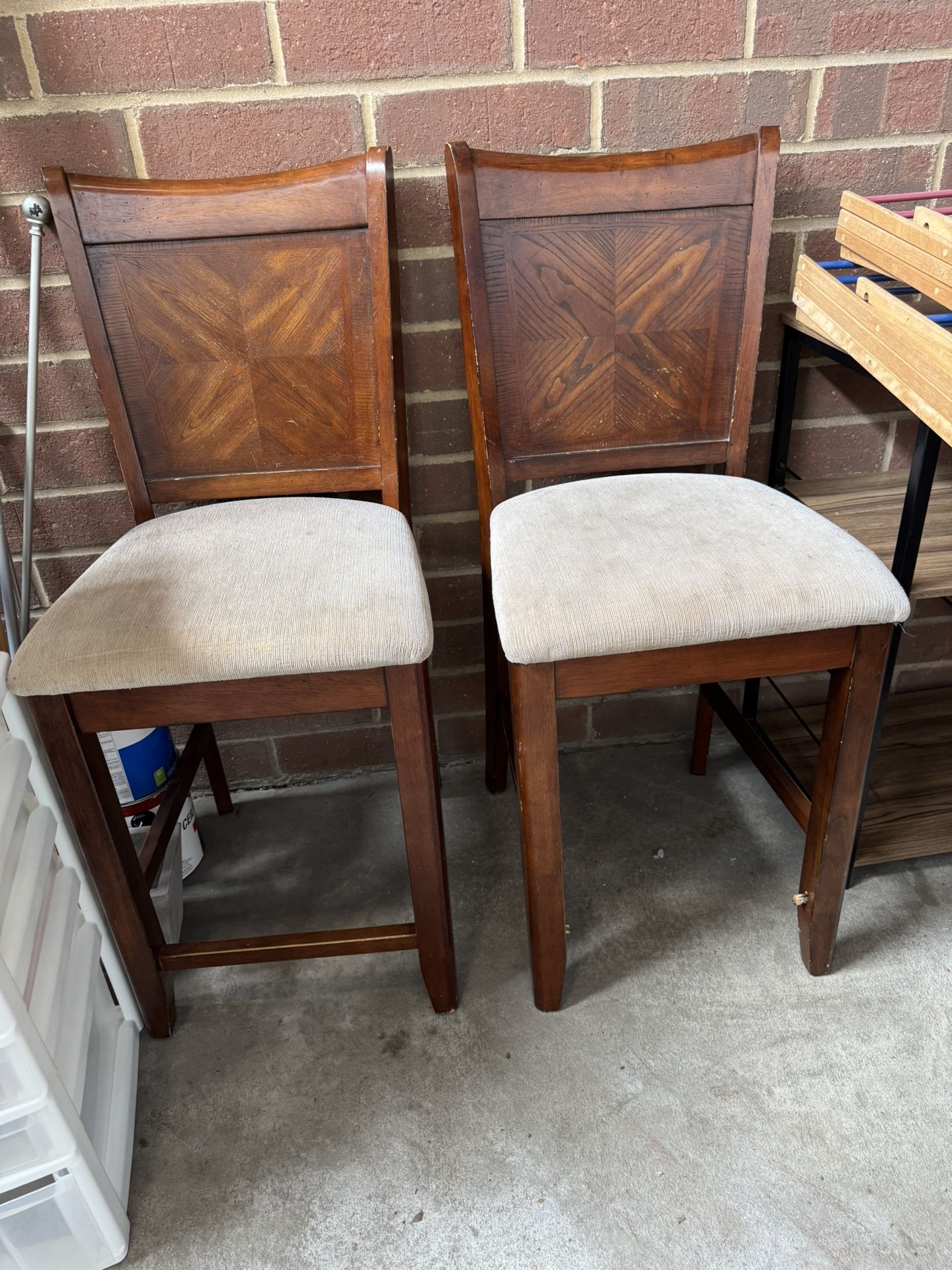 4 Chair 🪑